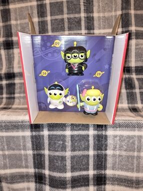 Disney Remix Three Little Green Aliens Figure Set